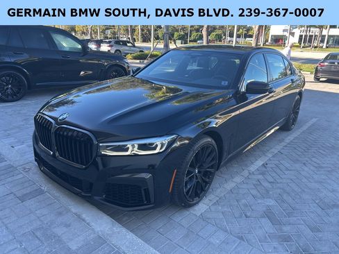 Used 2021 BMW 750i xDrive 750i xDrive w/ M Sport Package image 1
