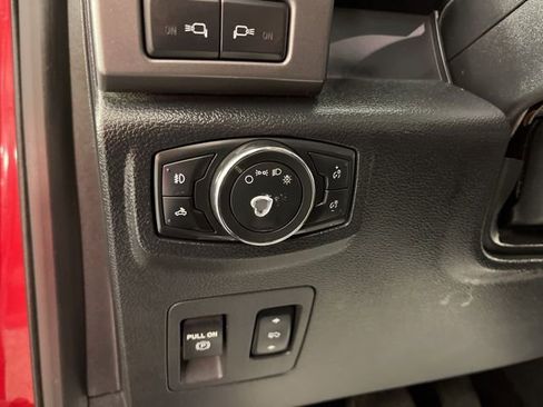 Used 2016 Ford F150 XLT w/ Equipment Group 302A Luxury image 31