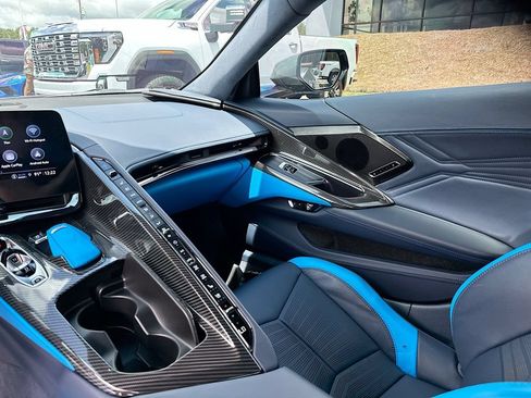 Used 2023 Chevrolet Corvette Z06 w/ Stealth Interior Trim Package RWD image 18
