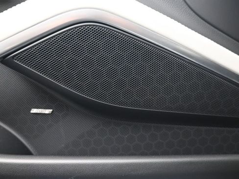 Used 2025 Porsche 718 Cayman S image 15