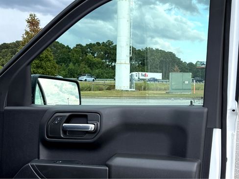 Used 2024 Chevrolet Silverado 1500 W/T w/ WT Value Package image 18