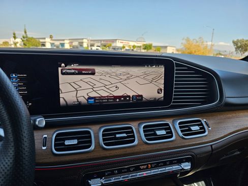 Used 2024 Mercedes-Benz GLE 53 AMG 4MATIC Coupe image 35