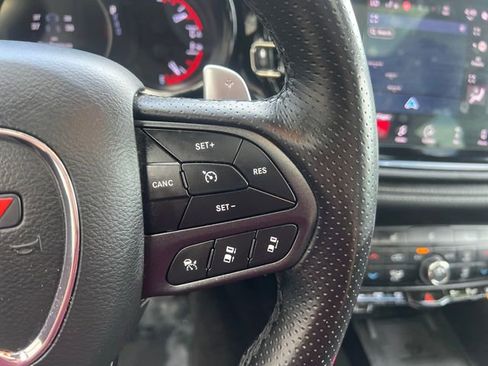 Used 2022 Dodge Durango GT image 28