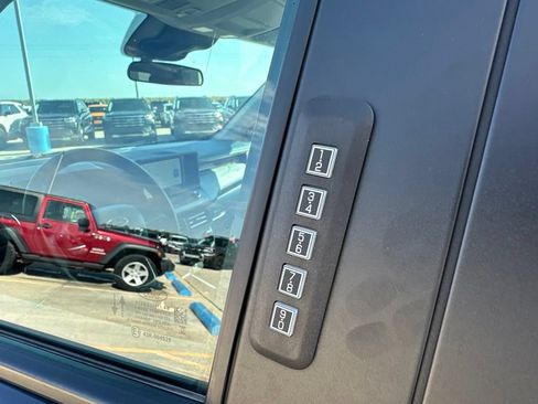 Used 2023 Ford Maverick Lariat w/ Lariat Luxury Package AWD/4WD image 13