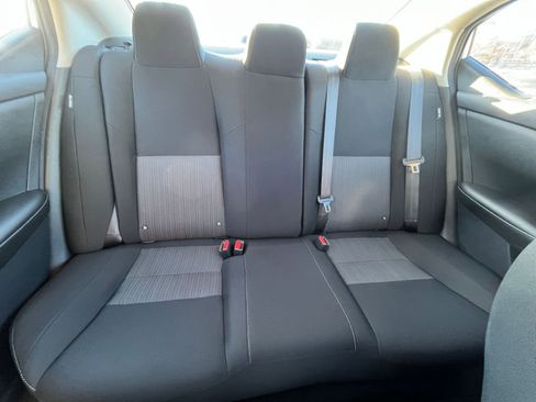 Used 2025 Nissan Sentra SV image 33