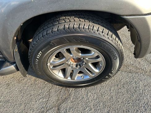 Used 2005 Toyota Sequoia SR5 RWD image 35