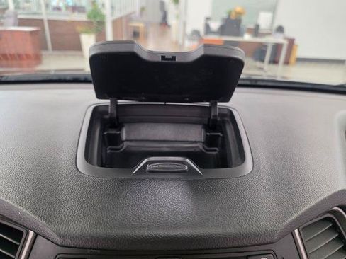 Used 2017 Hyundai Santa Fe Sport AWD/4WD image 16