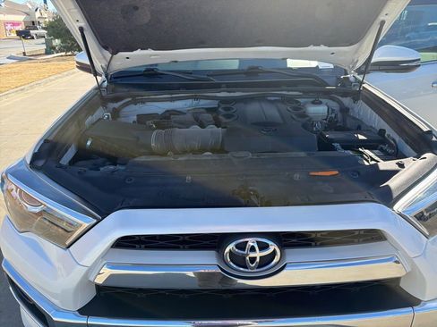 Used 2019 Toyota 4Runner Limited image 18