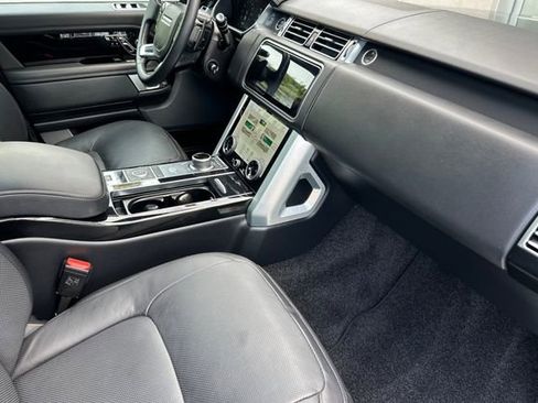 Used 2022 Land Rover Range Rover Westminster Edition image 14