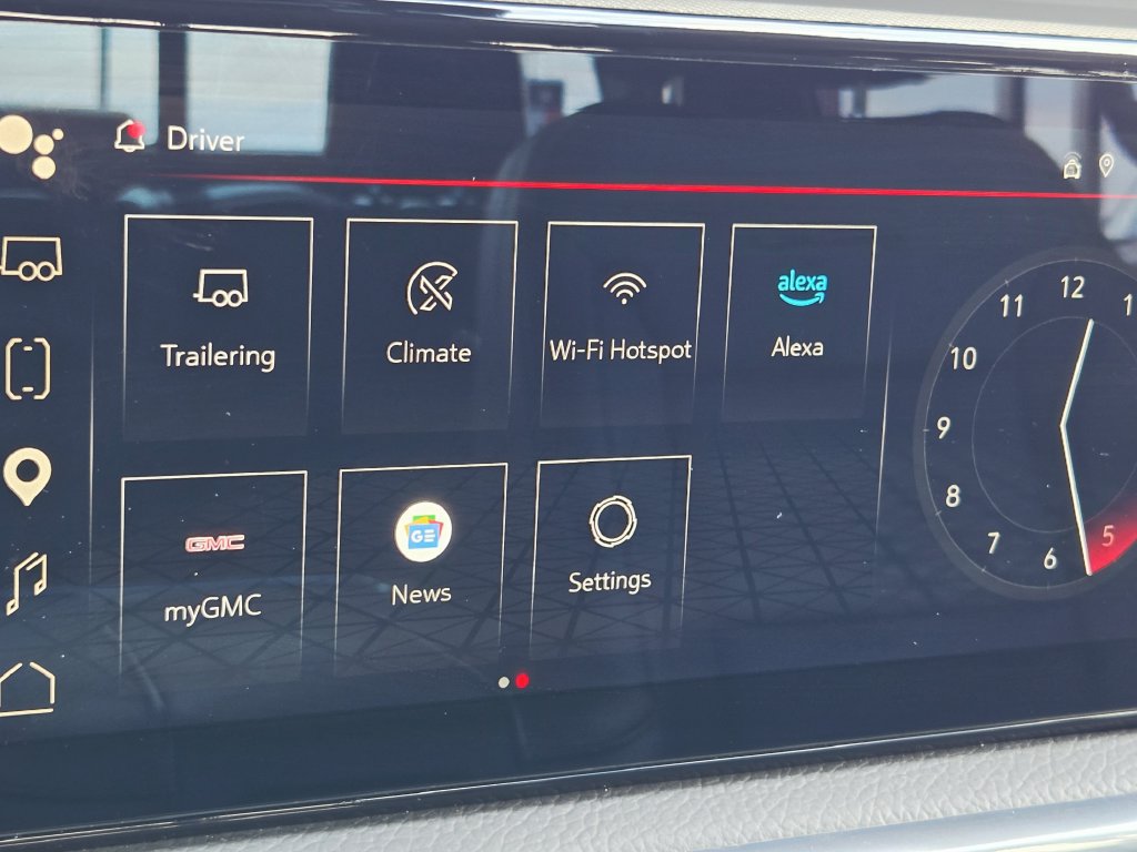 Used 2023 GMC Sierra 1500 Denali w/ Technology Package AWD/4WD image 17