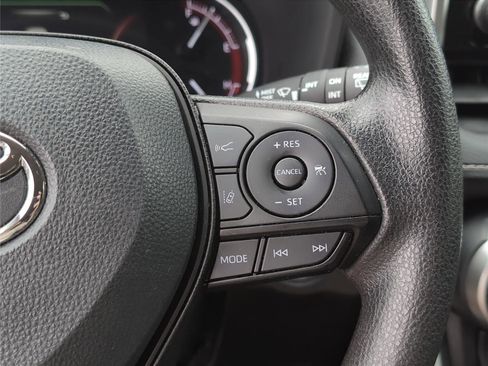 Used 2024 Toyota RAV4 XLE FWD image 25