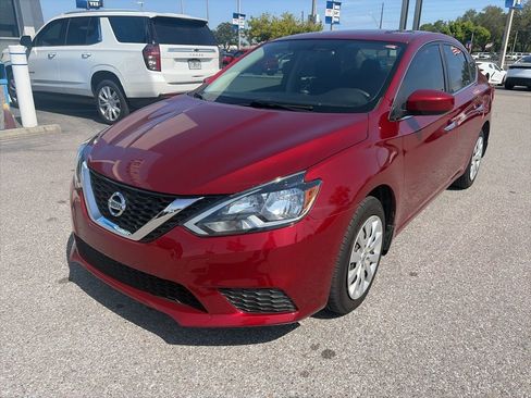 Used 2017 Nissan Sentra SV FWD image 2