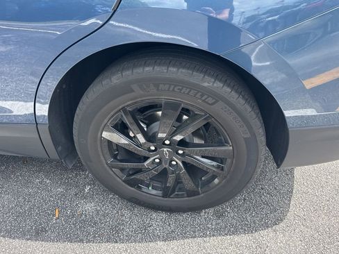 Used 2024 Chevrolet Equinox LS w/ Sport Edition FWD image 13