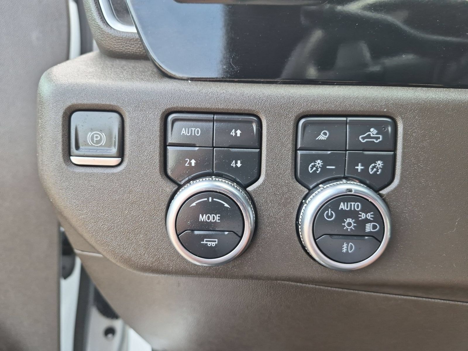 Certified 2023 GMC Sierra 1500 SLT w/ SLT Premium Package AWD/4WD image 18