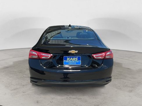 Used 2021 Chevrolet Malibu LT FWD image 5