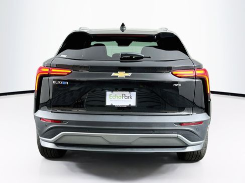 Used 2024 Chevrolet Blazer EV LT AWD/4WD image 7
