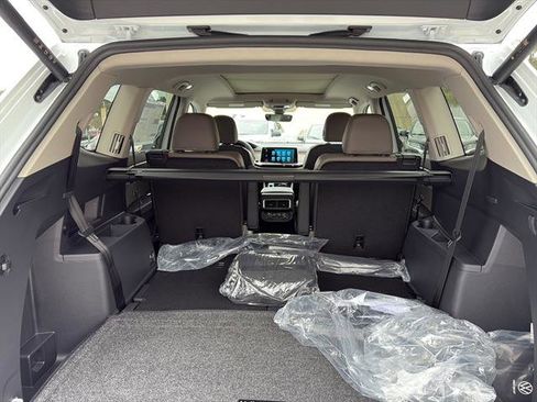 New 2026 Volkswagen Atlas SEL AWD/4WD image 11