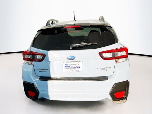 Used 2020 Subaru Crosstrek 2.0i image 6