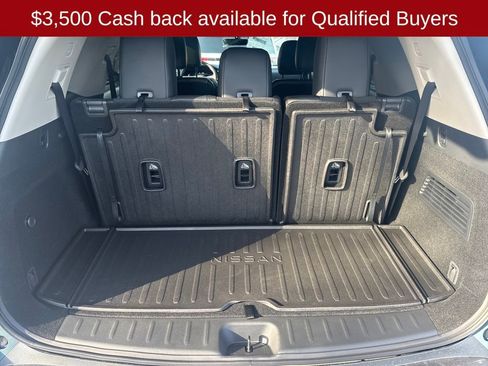 New 2026 Nissan Pathfinder Platinum image 24