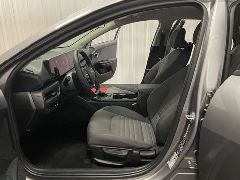 Used 2025 Kia K4 EX FWD image 33
