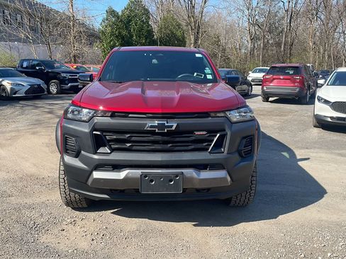 Used 2024 Chevrolet Colorado Trail Boss w/ Technology Package image 10