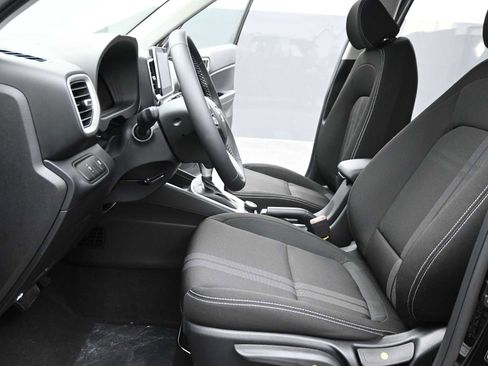 New 2026 Hyundai Venue SEL image 15