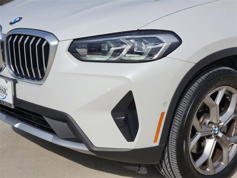 Used 2022 BMW X3 sDrive30i w/ Premium Package image 9