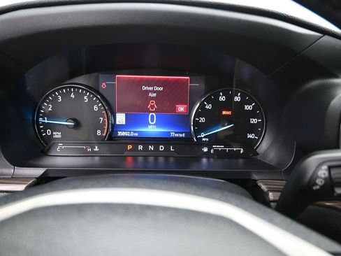 Certified 2022 Ford Explorer Limited w/ Limited Technology Package image 16