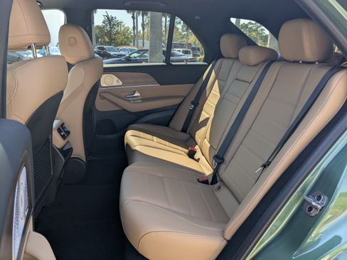 New 2026 Mercedes-Benz GLE 450 4MATIC image 17