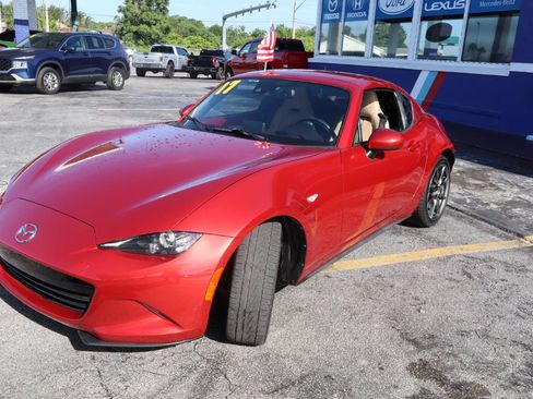 Used 2017 MAZDA MX-5 Miata RF Grand Touring RWD image 7