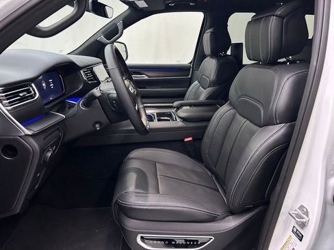 New 2026 Jeep Grand Wagoneer Summit image 11