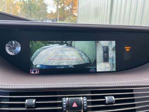 Used 2019 Lexus LS 500 F Sport image 25