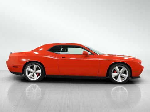 Used 2009 Dodge Challenger SRT8 RWD image 6