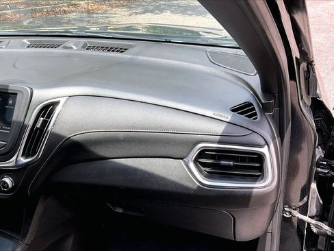 Used 2019 Chevrolet Equinox LT FWD image 22
