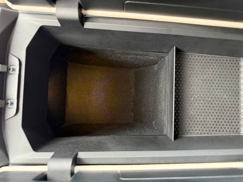 Used 2023 BMW iX xDrive50 w/ Ultimate Package 2 image 28