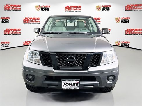 Certified 2020 Nissan Frontier SV w/ Midnight Edition Floor Mats image 12