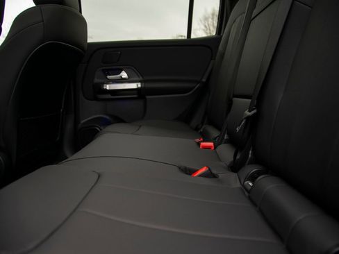 New 2026 Mercedes-Benz GLB 250 GLB 250 image 13