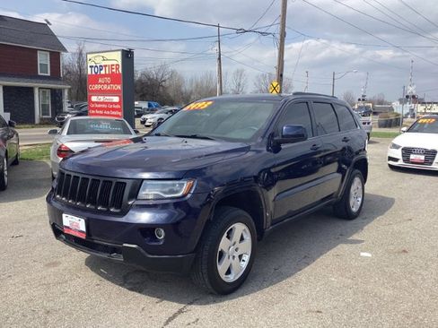 Used 2012 Jeep Grand Cherokee Laredo w/ Laredo E Group image 1