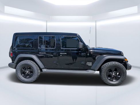 Used 2021 Jeep Wrangler Unlimited Sport w/ Sun And Sound Package AWD/4WD image 2