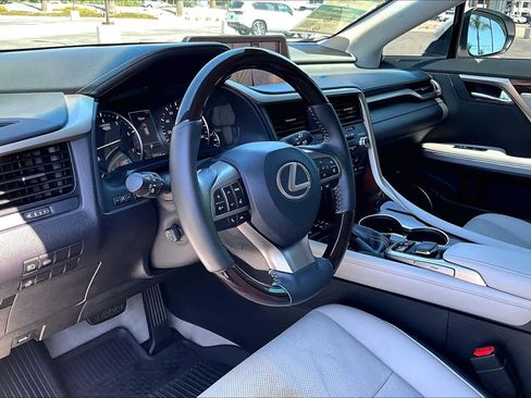 Used 2017 Lexus RX 350 FWD w/ Premium Package image 16