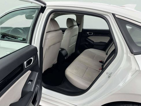 Used 2024 Honda Civic Touring image 25
