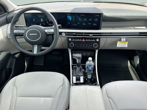 New 2026 Hyundai Tucson SEL FWD image 18