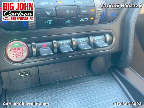 Used 2022 Ford Mustang Shelby GT500 w/ Technology Package RWD image 22
