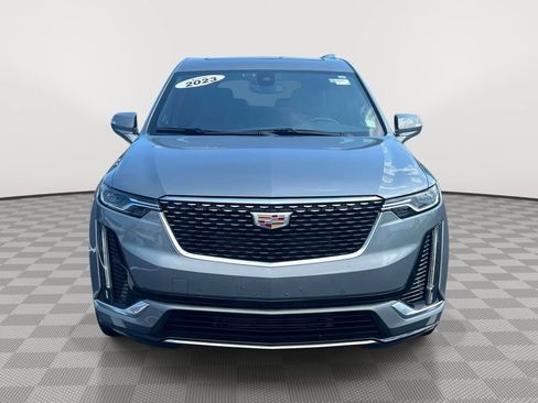 Used 2023 Cadillac XT6 Premium Luxury AWD/4WD image 2