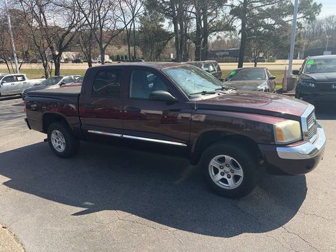 Used 2005 Dodge Dakota Laramie image 7