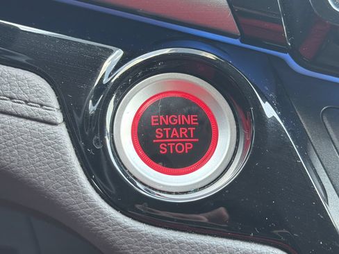 Used 2019 Honda Odyssey Elite image 20