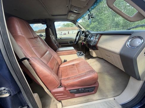 Used 2008 Ford F450 Lariat AWD/4WD image 9