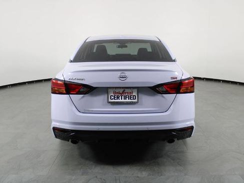 Certified 2025 Nissan Altima 2.5 SR w/ SR Premium Package FWD image 11