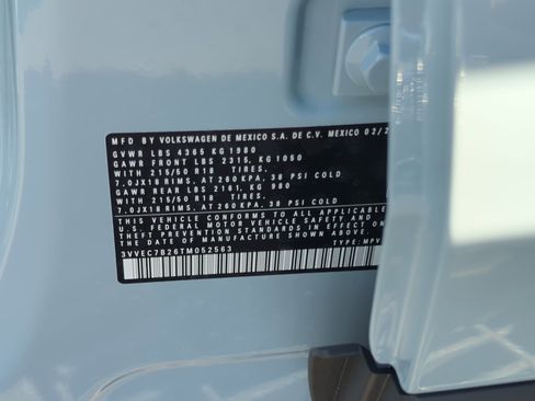 New 2026 Volkswagen Taos SE image 24