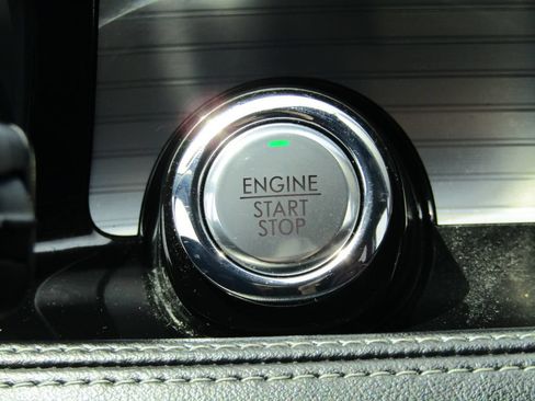 Used 2022 Lincoln Corsair AWD w/ Equipment Group 101A image 18